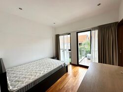 Holland Link (D10), Terrace #592919271